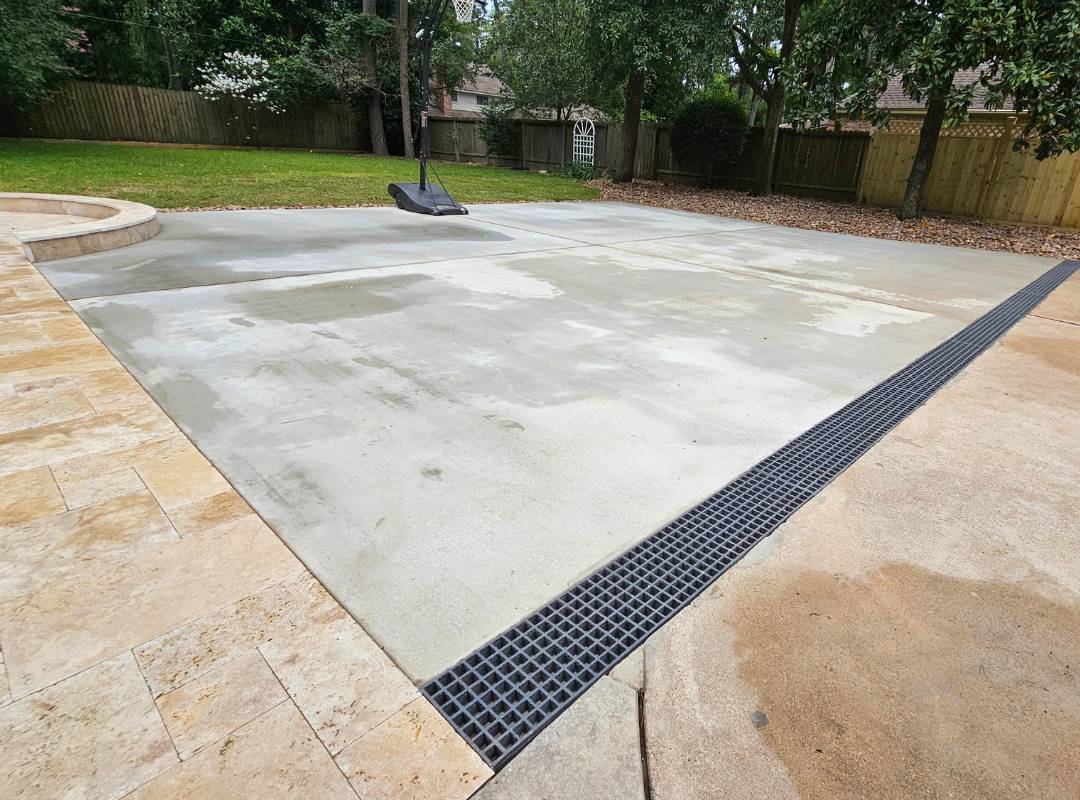 new concrete driveway installed in spring tx