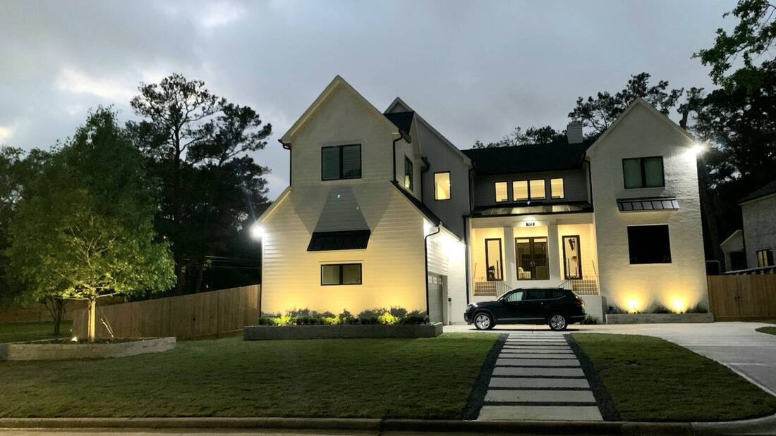 LED lighting for front yard installed in houston tx